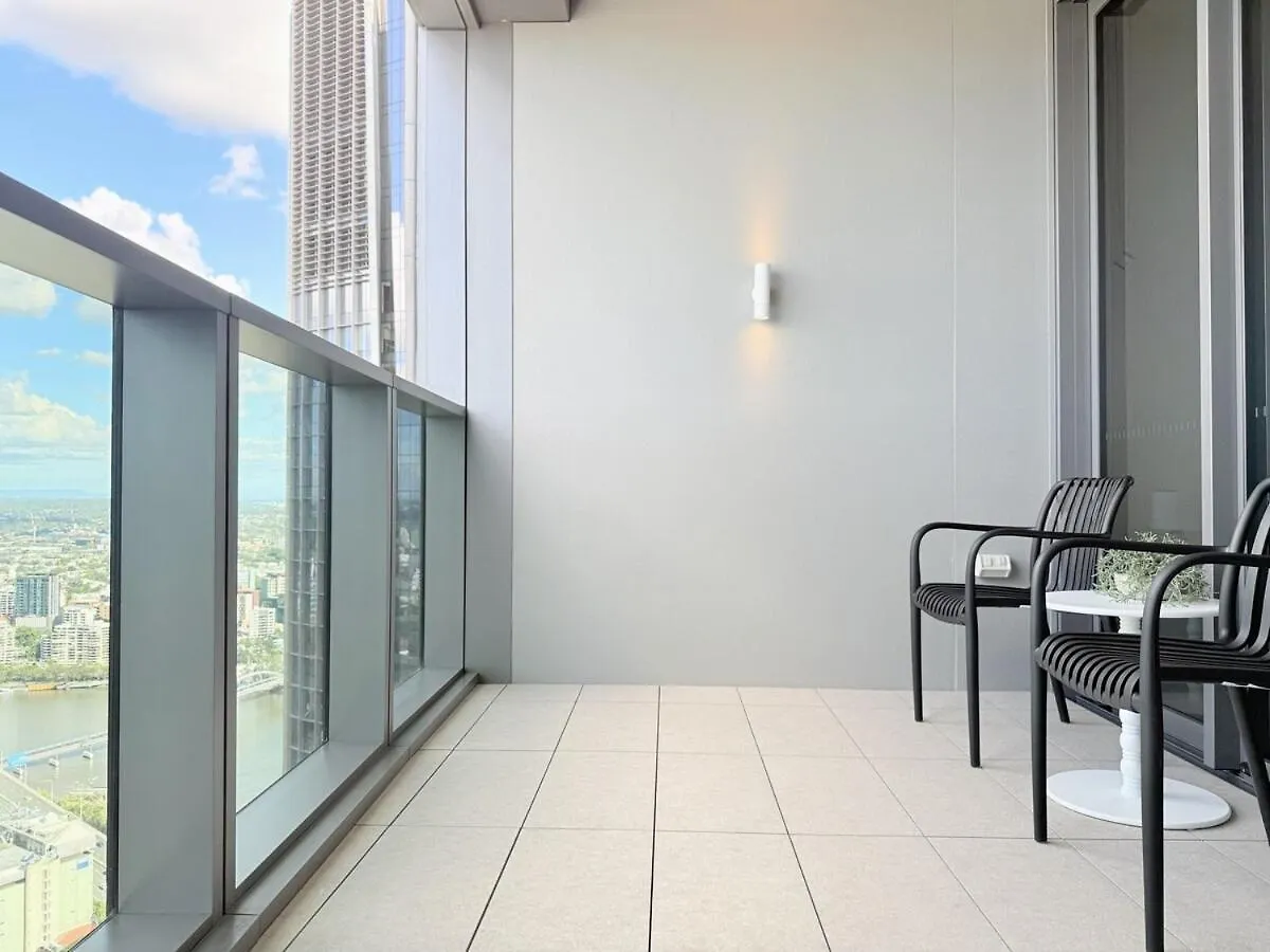 Stylish Riverfront 2Bed Apt With Pool At Queens Wharf Brisbane Australia
