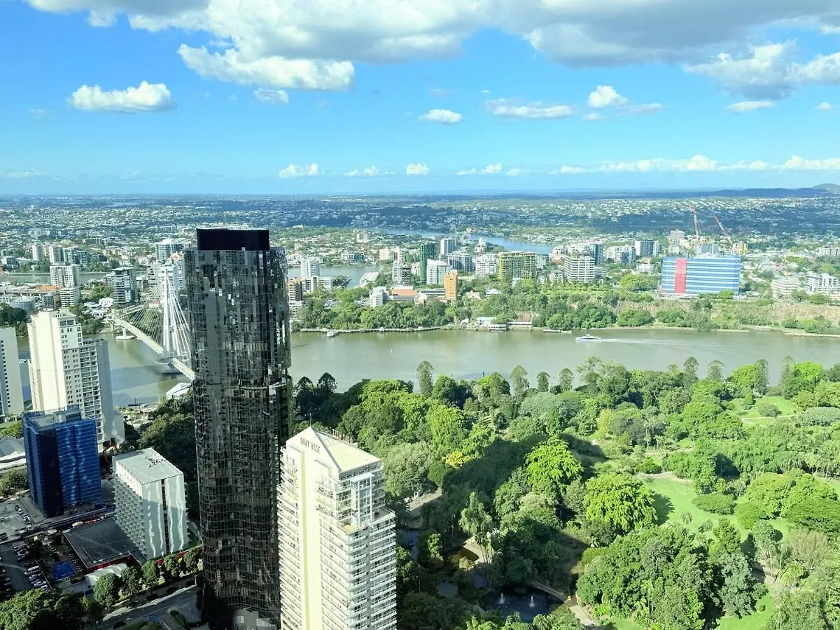 Apartment Stylish Riverfront 2Bed Apt With Pool At Queens Wharf Brisbane Australia