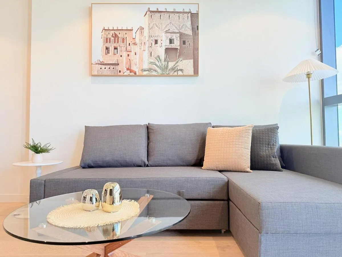 Stylish Riverfront 2Bed Apt With Pool At Queens Wharf Brisbane