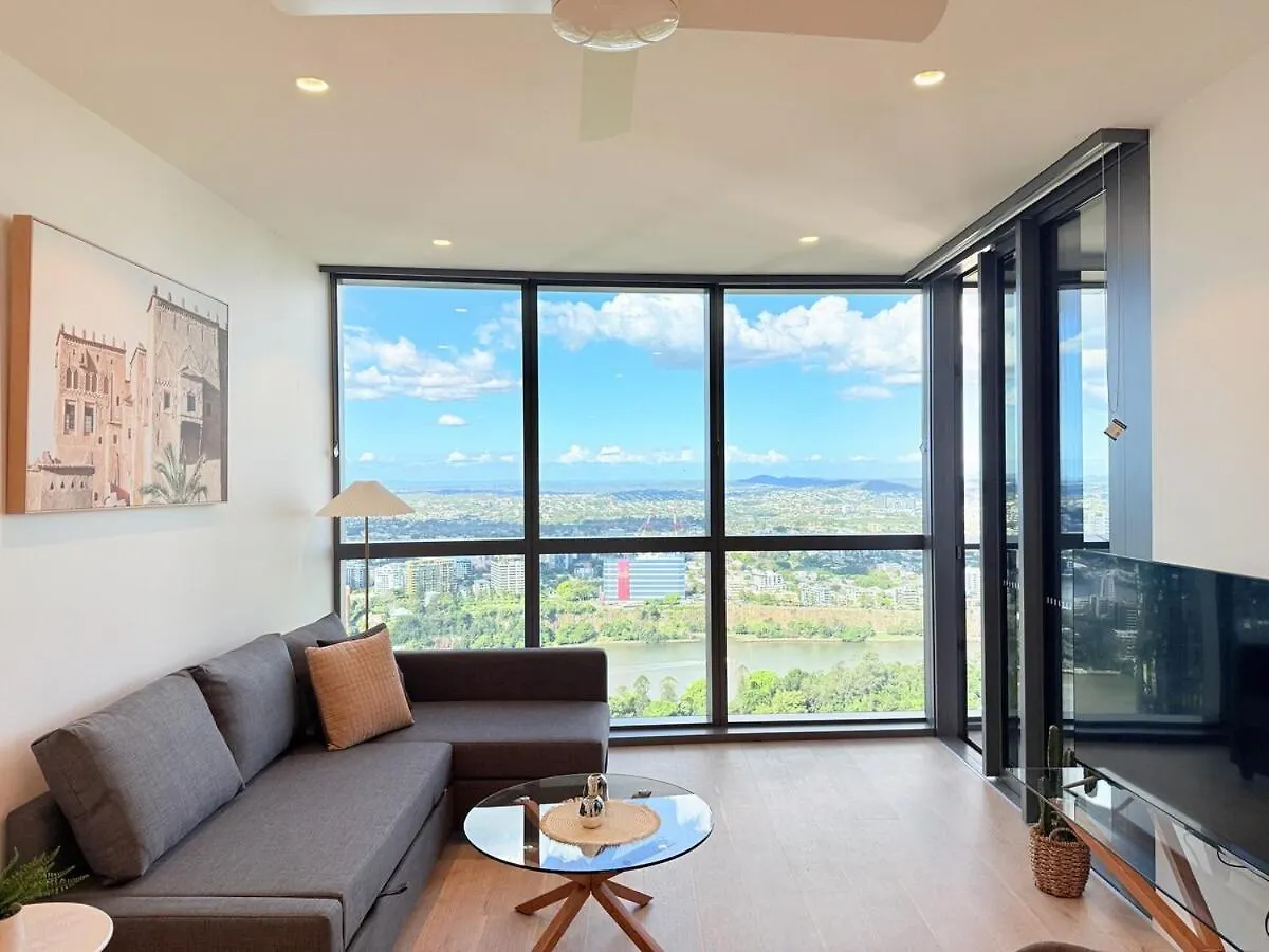 Stylish Riverfront 2Bed Apt With Pool At Queens Wharf Brisbane